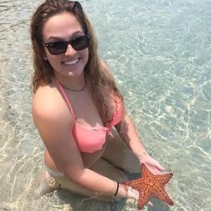 Meet your Posher, Casey